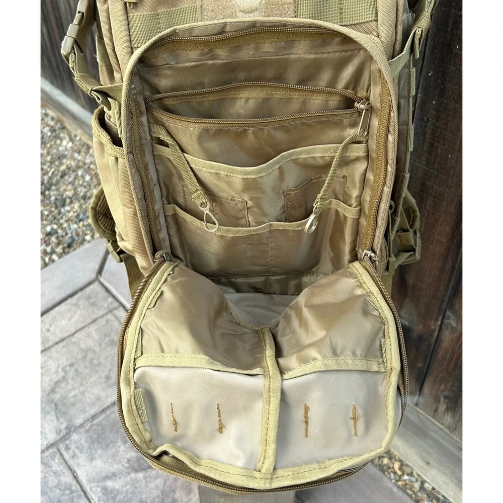 SOG Ninja Tactical Daypack Backpack 24.2L Desert Clay MOLLE YPB001SOG-DCLY